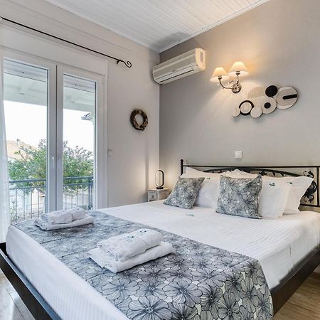 Villa Angeliki By Tsiolis Family Katavolos ภายนอก รูปภาพ